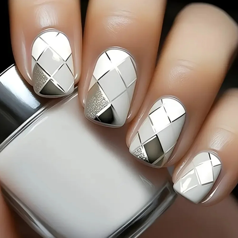 24 Pieces Fake Press On Nails